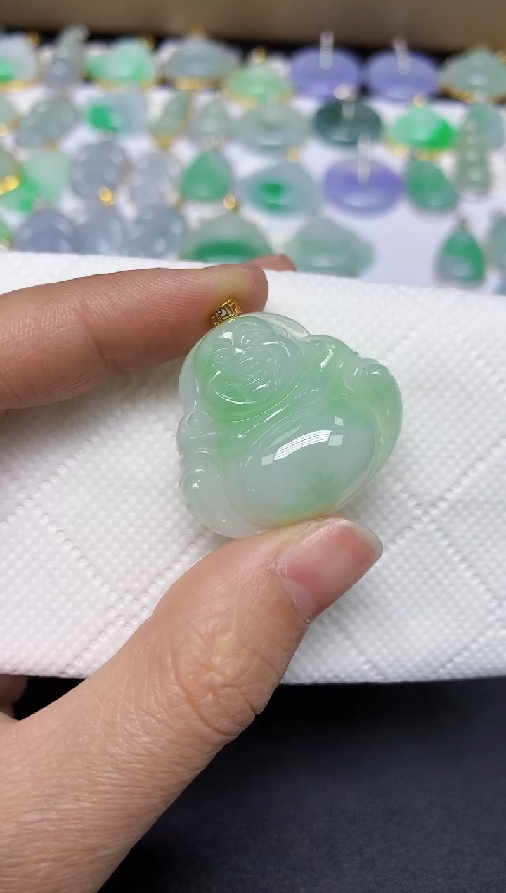 翡翠18K金镶嵌颈饰 天然翡翠A货