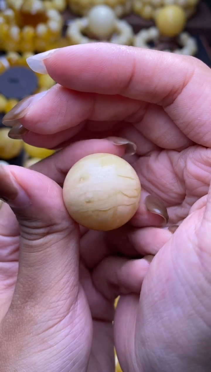 【闪购商品】琥珀裸石未镶嵌大小姐珠宝严选165