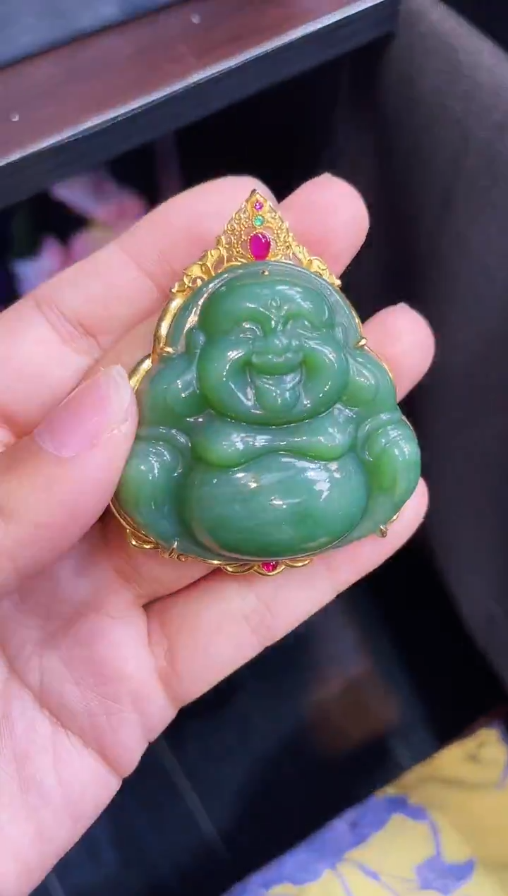 和田玉18K金镶嵌吊坠(赠链)48MM 多样性发一