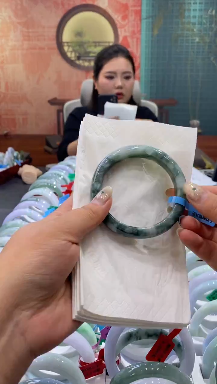 未镶嵌手镯翡翠多人00011295