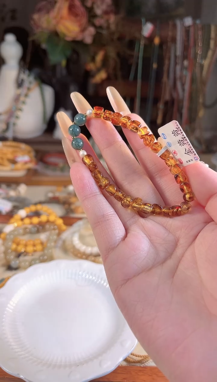 【闪购商品】蜜蜡手链未镶嵌多样性发货其一