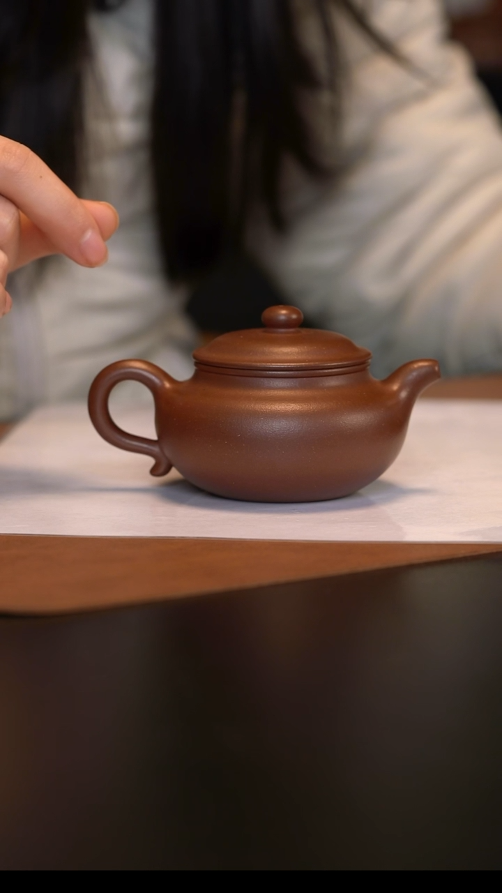 茶壶紫砂宜兴原矿紫砂壶      150cc