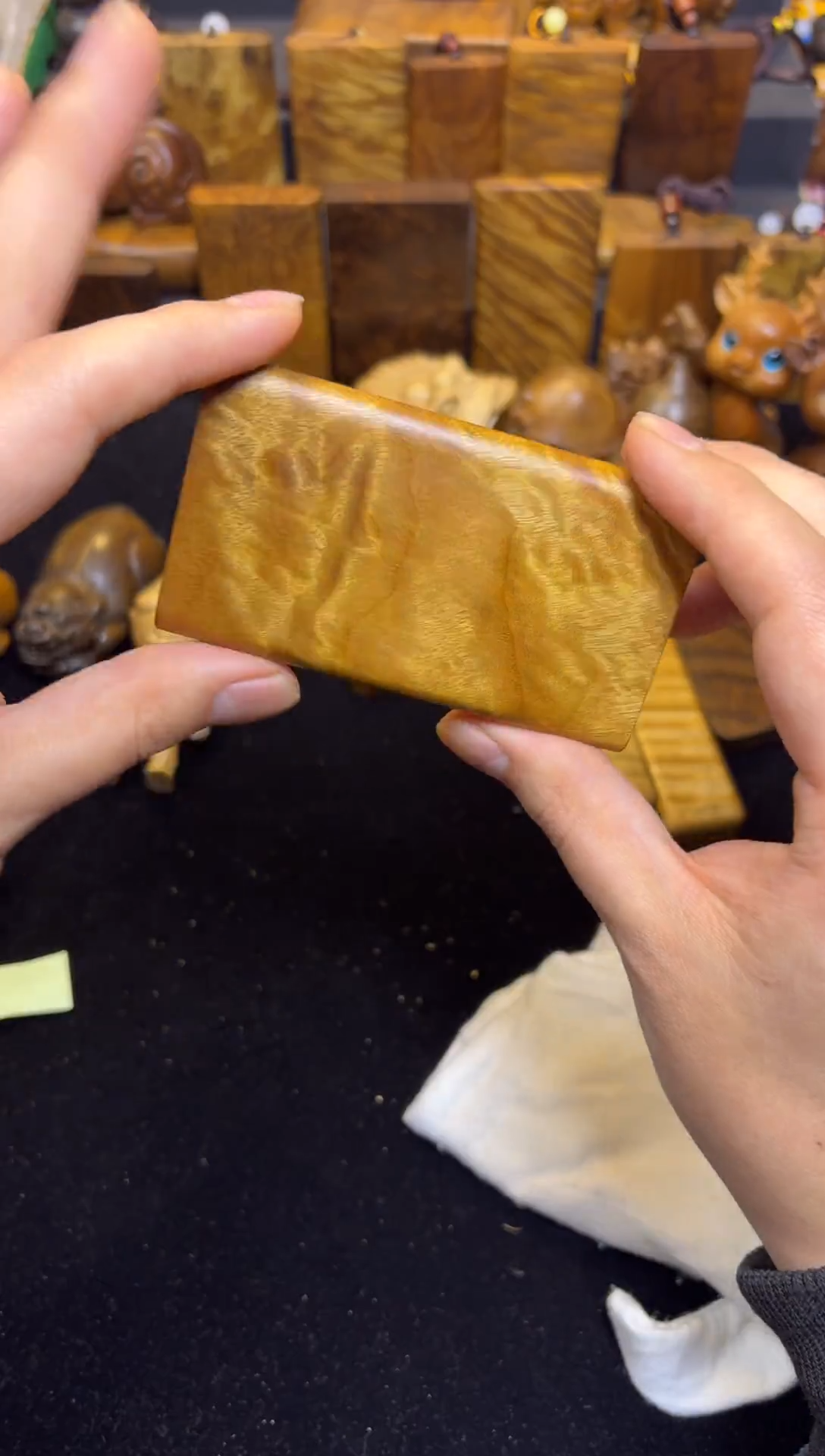 【闪购商品】楠木（金丝楠）手串/手链带花九五牌139