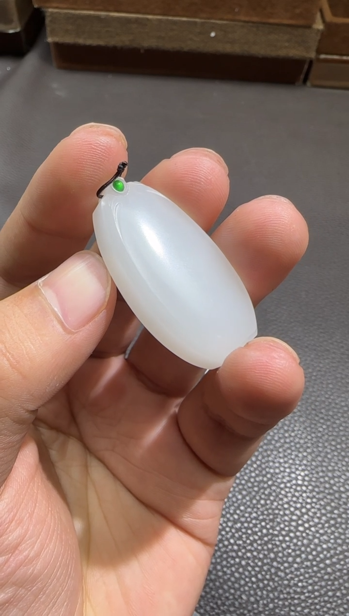 【闪购商品】和田玉【海215】68未镶嵌9001