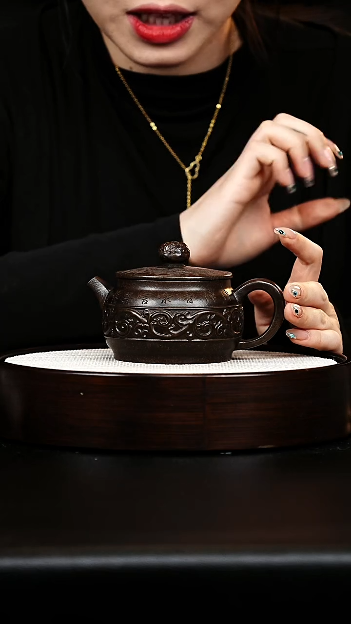 茶壶紫砂汉瓦壶 