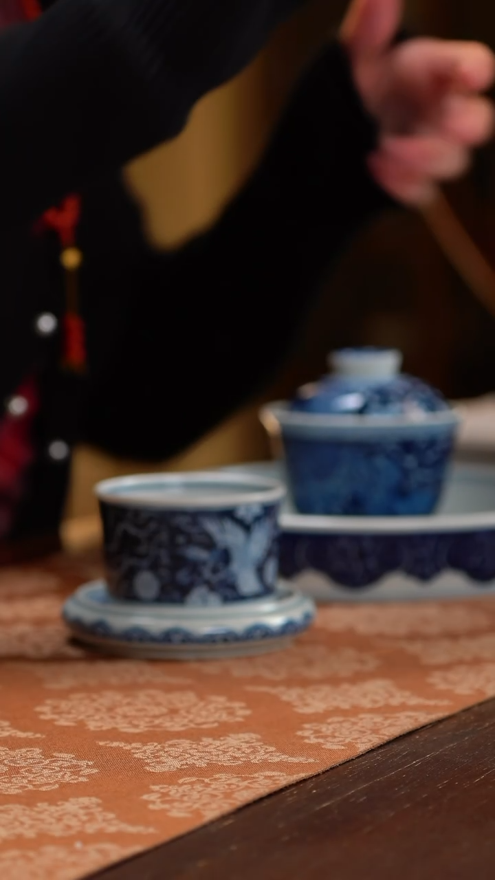 【闪购商品】快雪时晴釉里红盖置（预售）