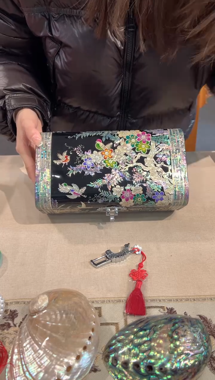【闪购商品】鱼锁全满螺弘贝雅螺钿漆器文化馆