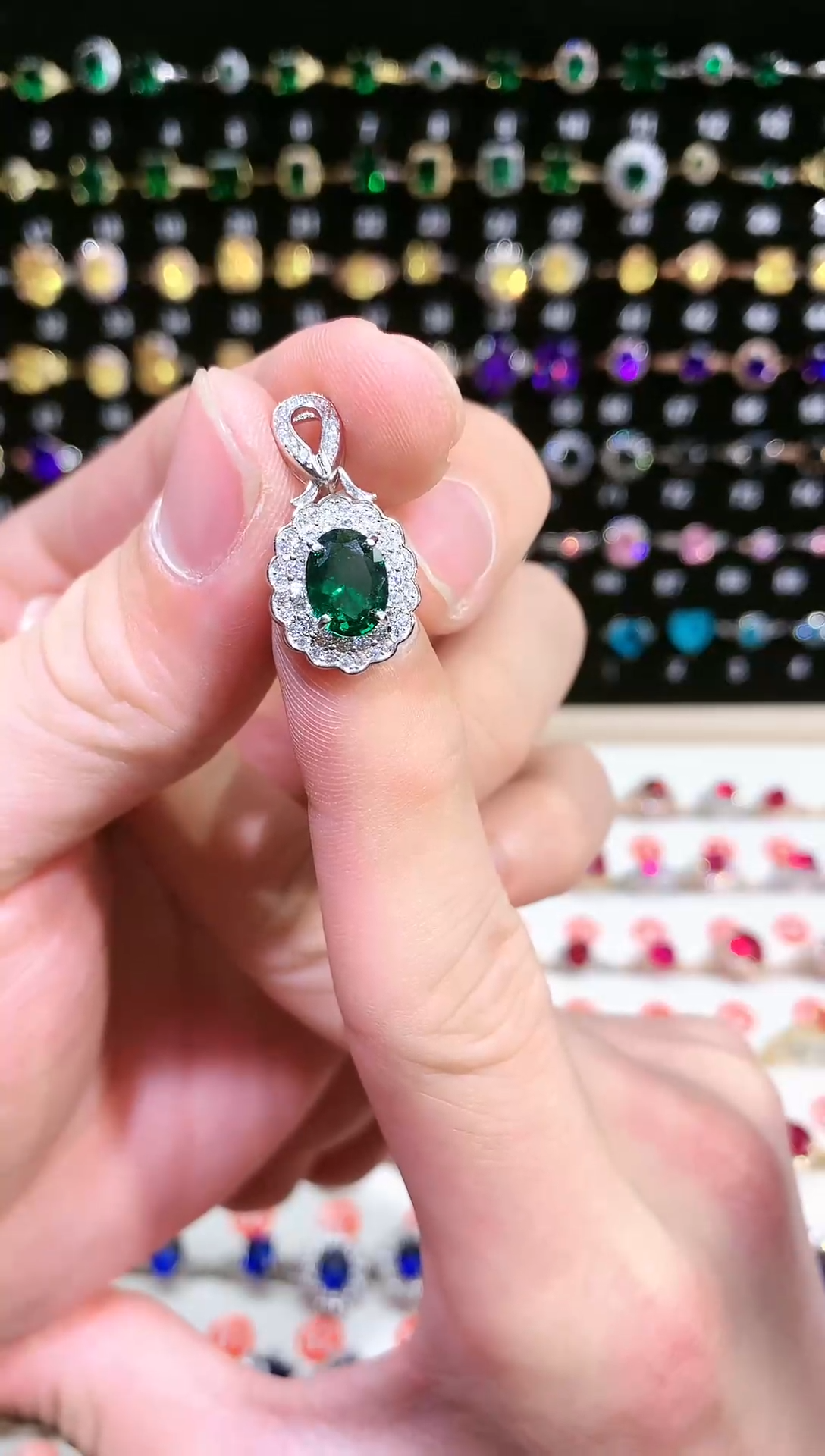 【闪购商品】透辉石吊坠银S925镶嵌111111