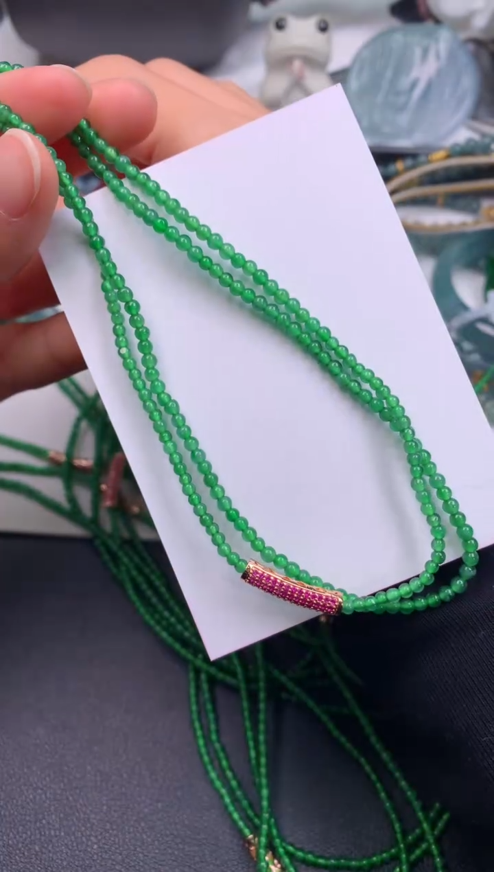 【闪购商品】翡翠颈饰未镶嵌满绿小米珠