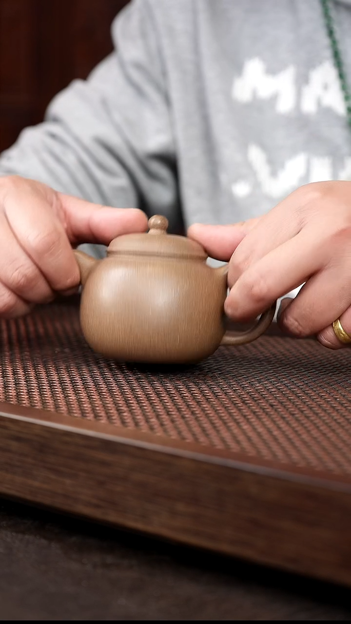 茶壶紫砂芝麻绿大匏尊