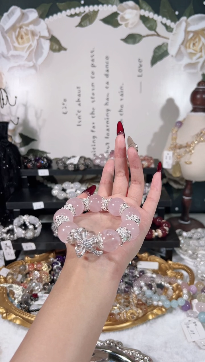 【闪购商品】水晶手链未镶嵌天然水晶默认微瑕 多样性发货发其一