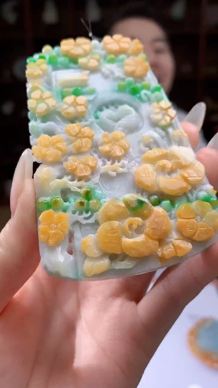 【闪购商品】定制翡翠未镶嵌8046jj-毛货挂件190