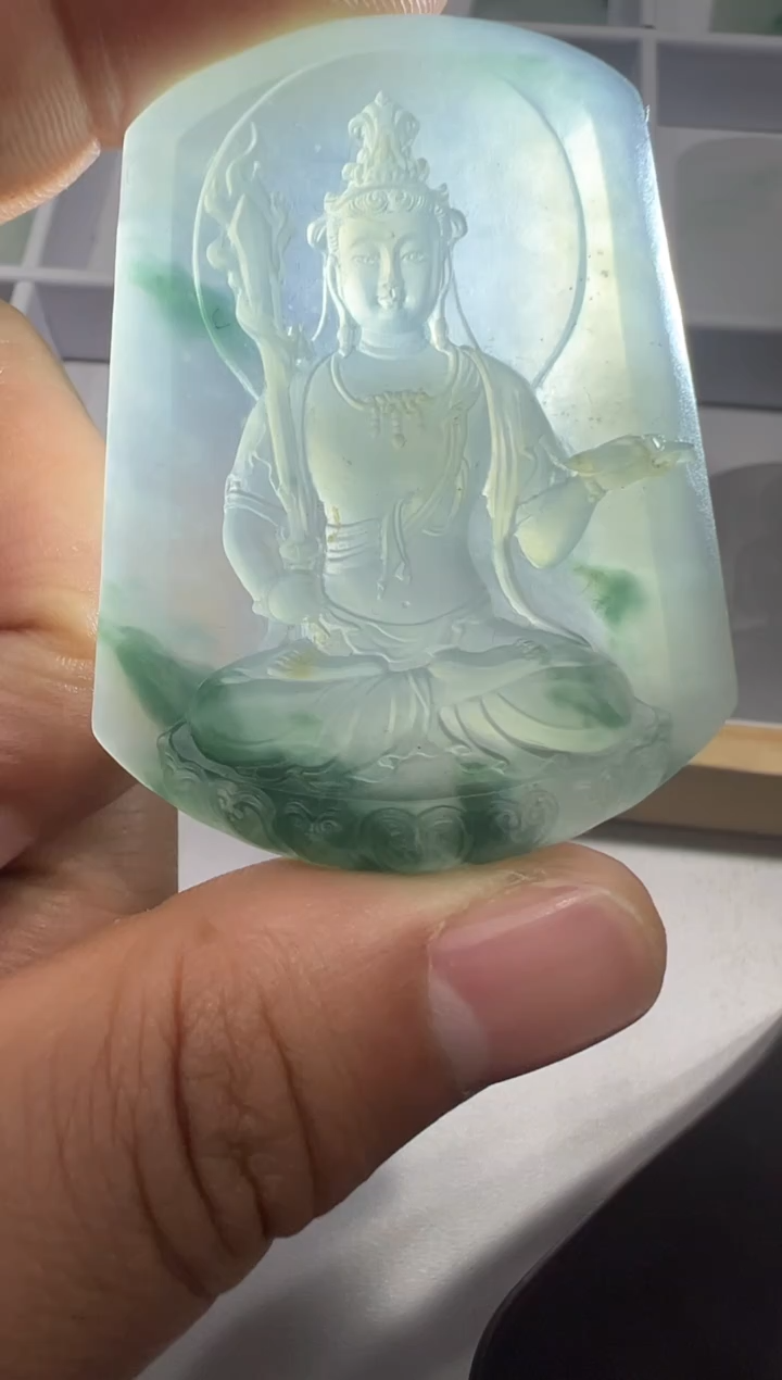 【闪购商品】定制翡翠未镶嵌虚空