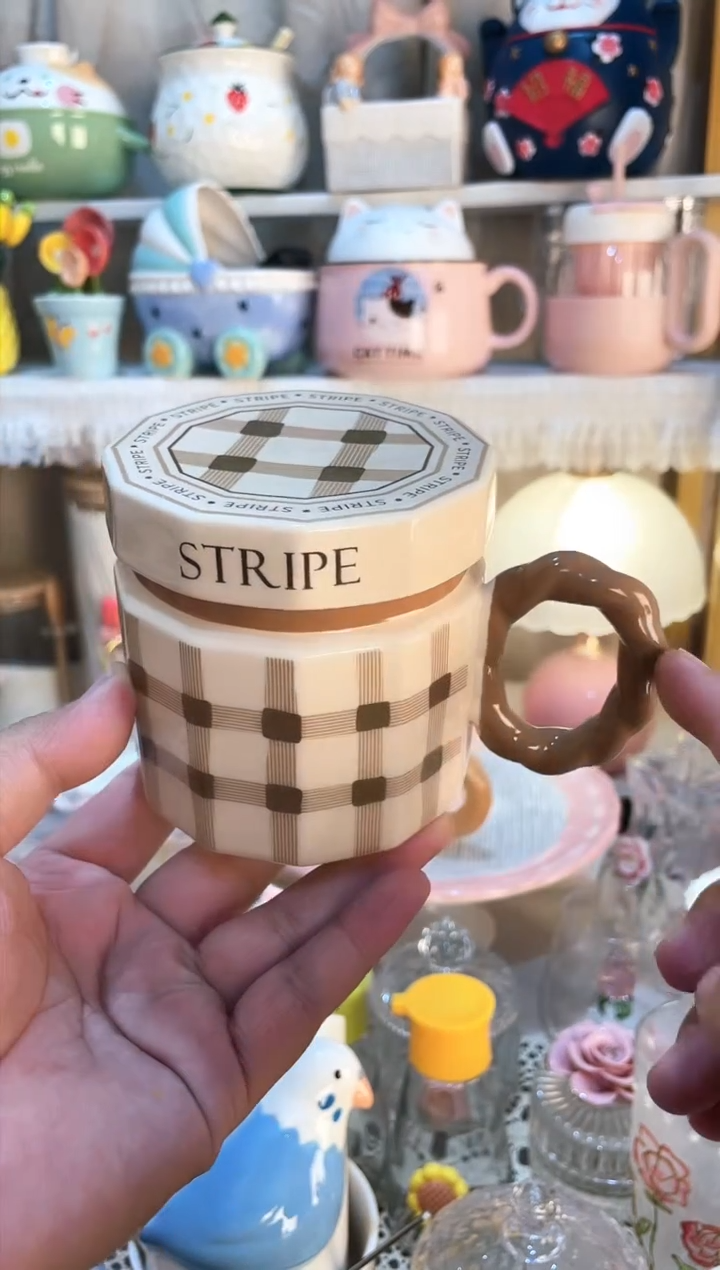 【闪购商品】瓷片水杯 质量好发货快放心拍