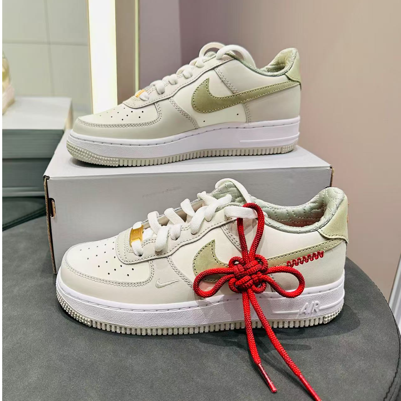 NIKE/耐克耐克2025新年款大童冬季蛇年限定双勾低帮运动鞋HV6000