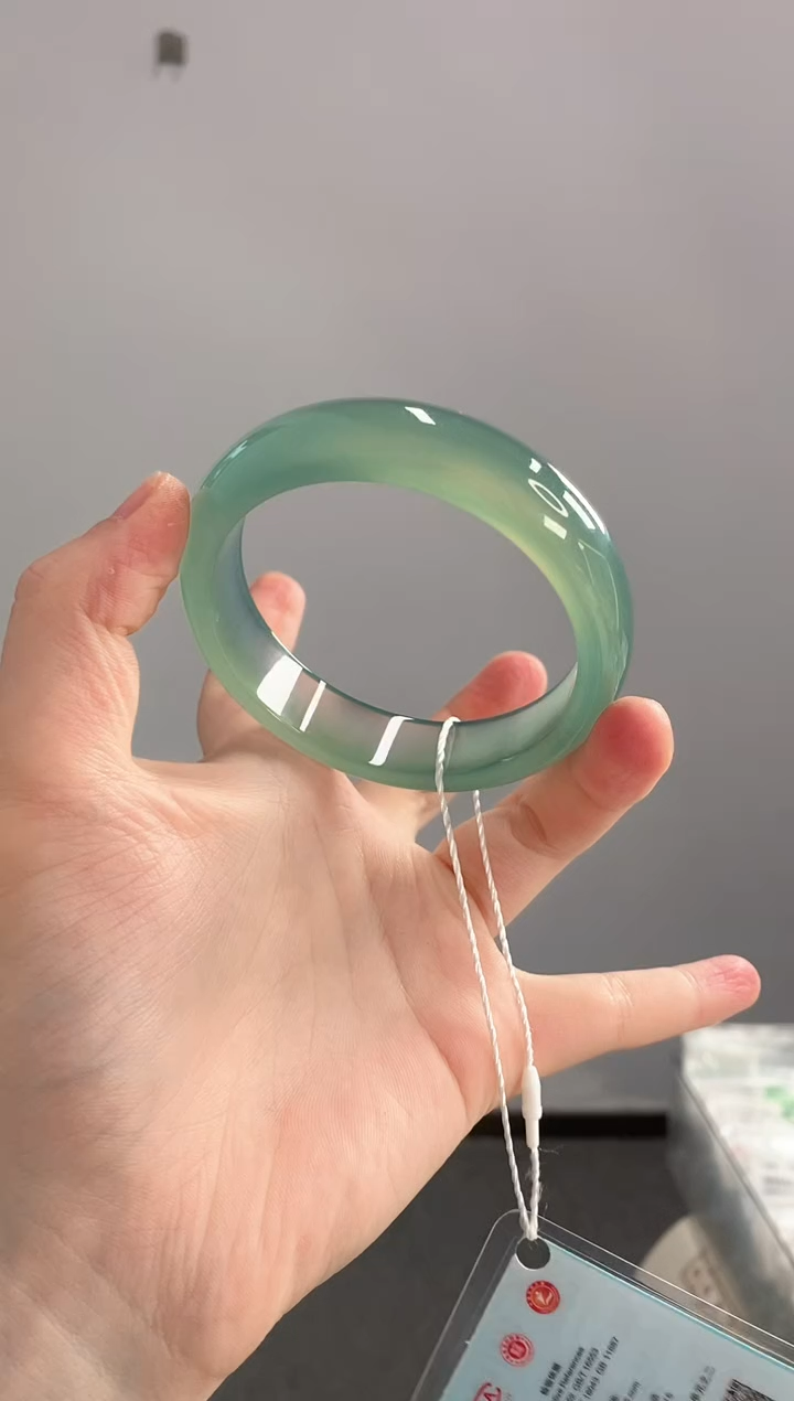 【闪购商品】玛瑙/玉髓手镯未镶嵌60圈宽