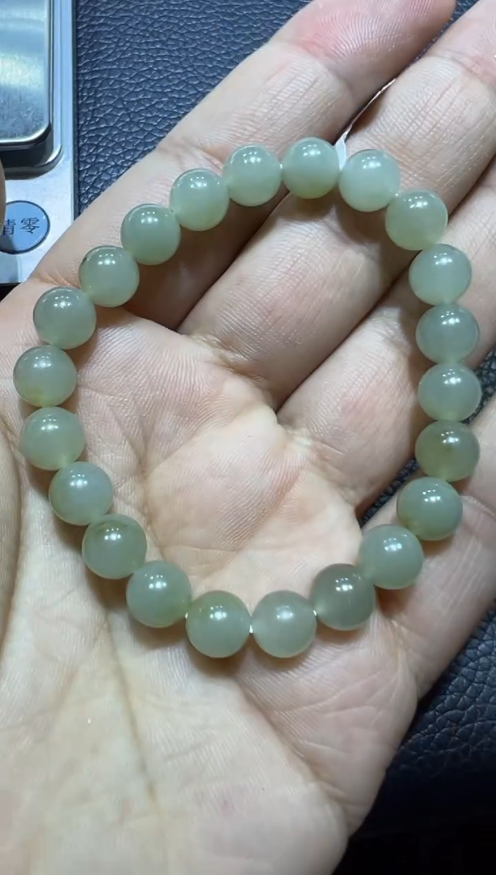 未镶嵌手串和田玉且末近矿高清白卡8手串（产地直发）
