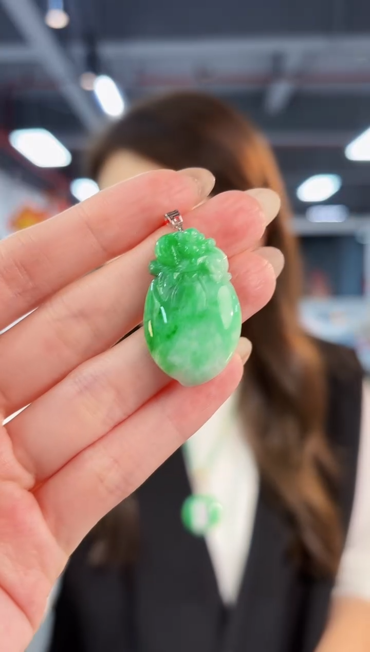 【闪购商品】翡翠颈饰18K金镶嵌缅料A货/支持复检/一件