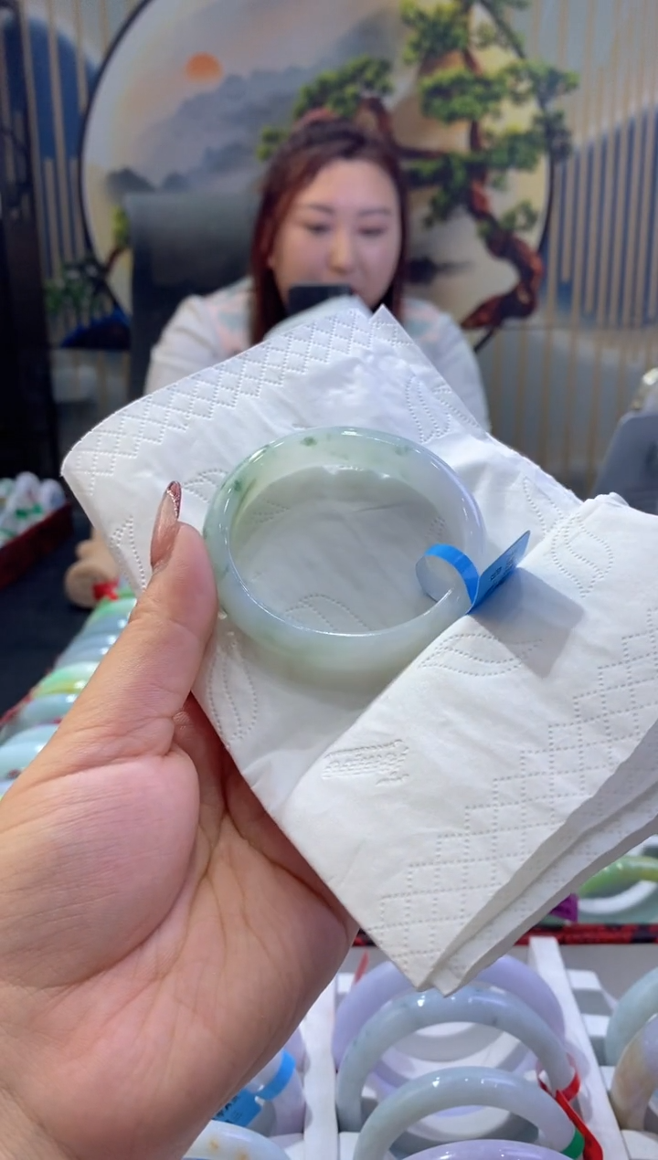 【闪购商品】翡翠手镯未镶嵌00009503