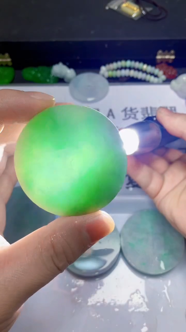 翡翠裸石缅甸天然翡翠A货S6518