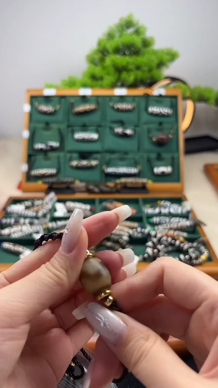 玛瑙/玉髓（覆膜）颈饰合金94（微瑕随机发货）