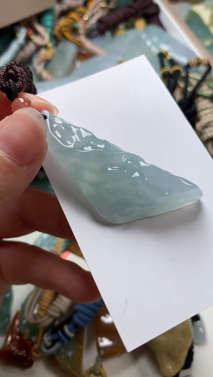 【闪购商品】翡翠颈饰未镶嵌吊坠