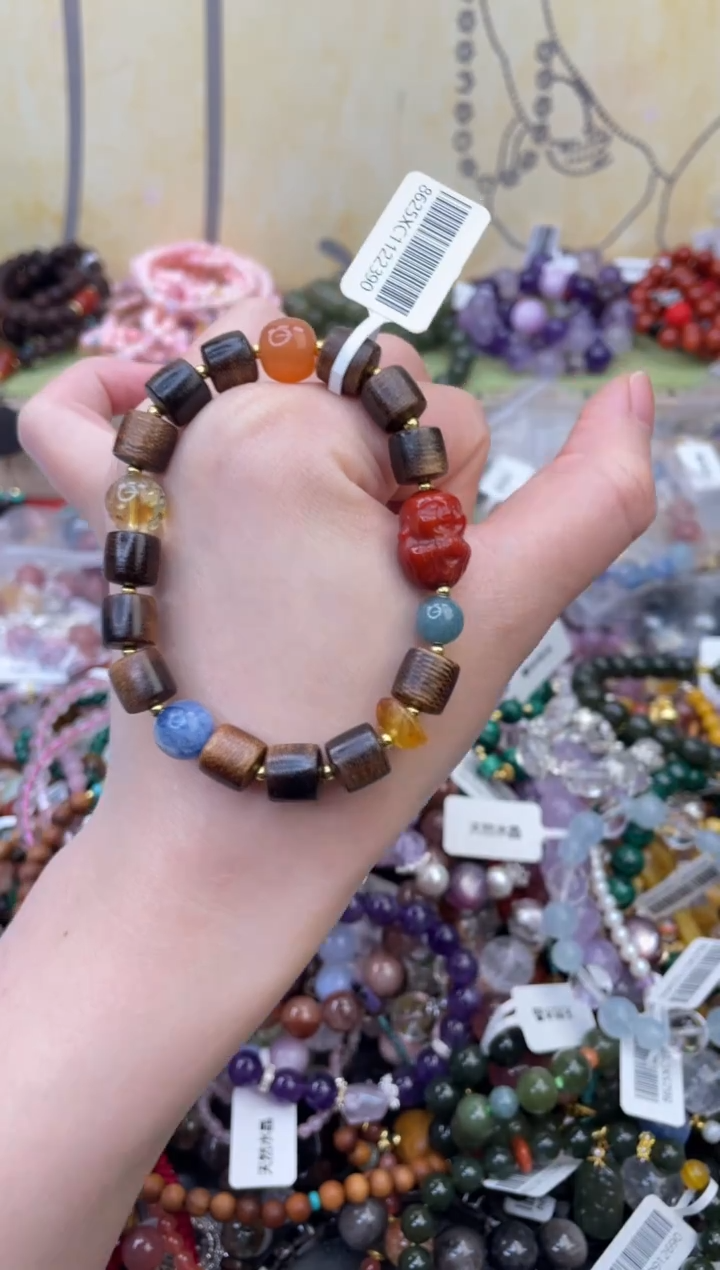 未镶嵌玛瑙手饰369