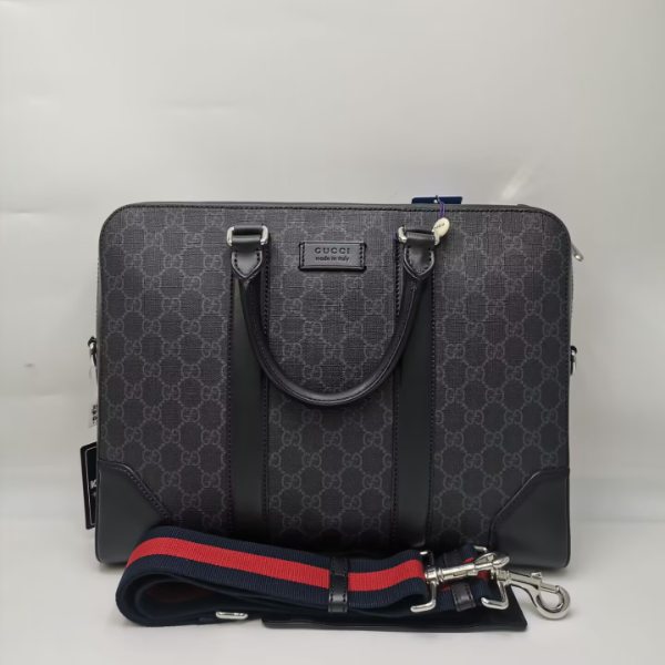 99新 GUCCI/古驰  98新17646 GUCCI 古驰 黑老花 手提公文包经典