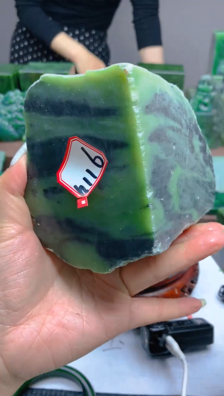 【闪购商品】和田玉未镶嵌珠宝半成品116