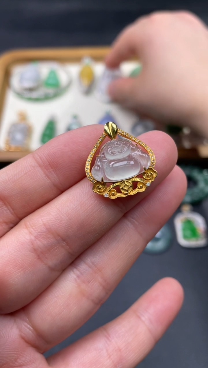 【闪购商品】翡翠颈饰18K金镶嵌25..........