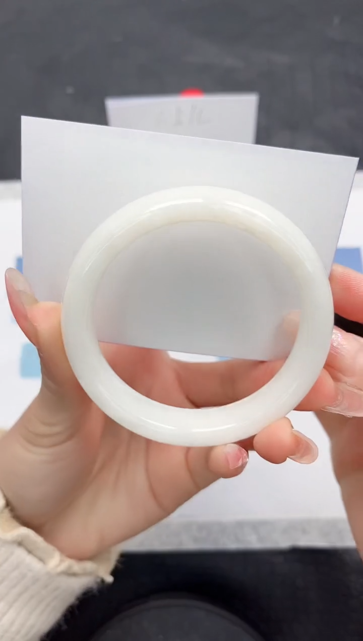 【闪购商品】和田玉手镯未镶嵌L23-56.4