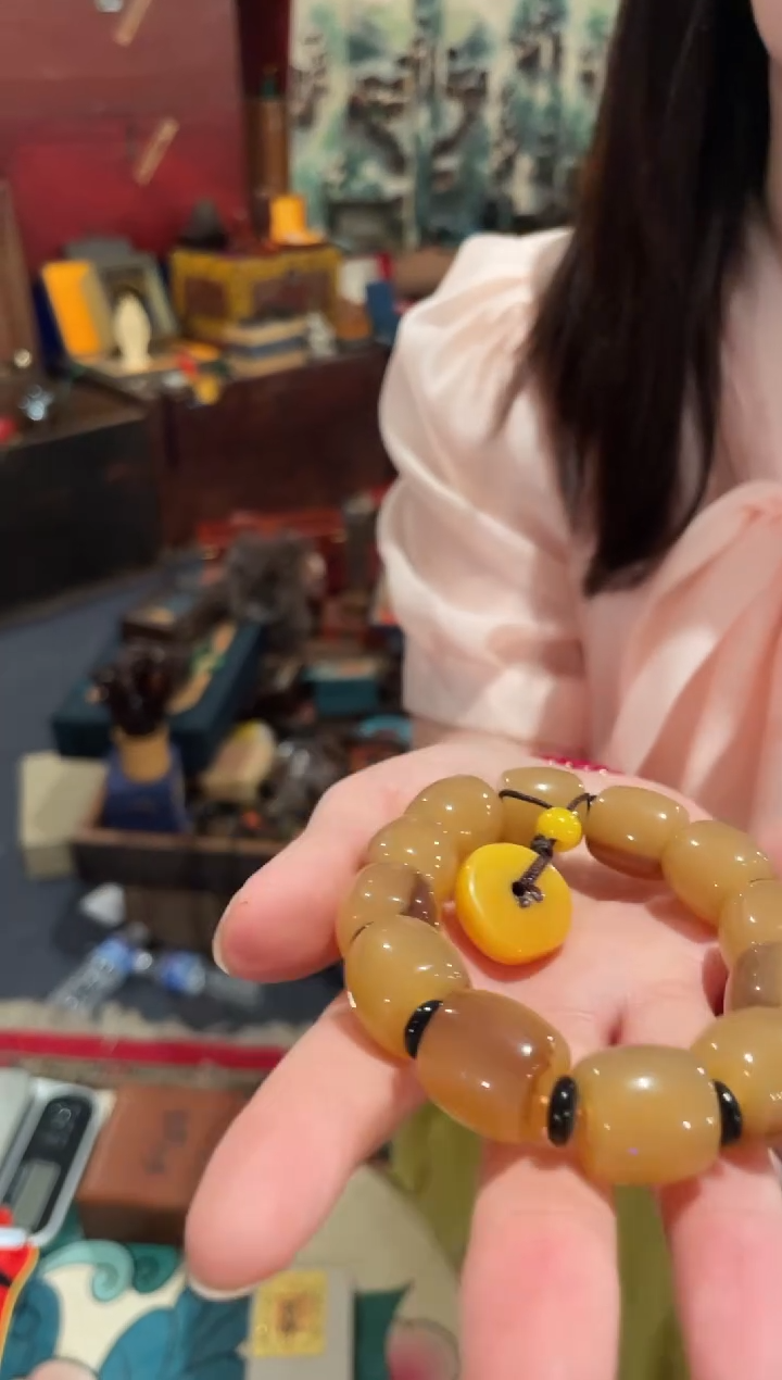 未镶嵌颈饰蜜蜡西小川新