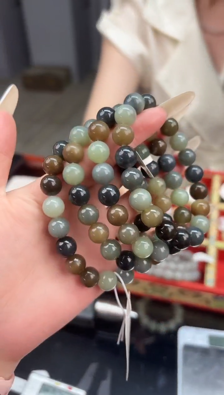 手串未镶嵌和田玉董小姐推荐 多样性发货 拍一发一llss10