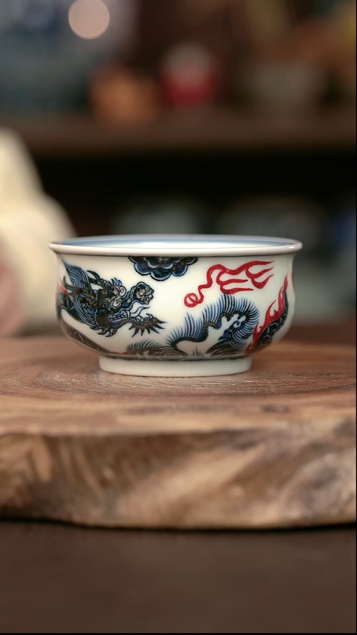 手绘微瑕高温现代瓷  气窑   龙凤矮炉杯100c