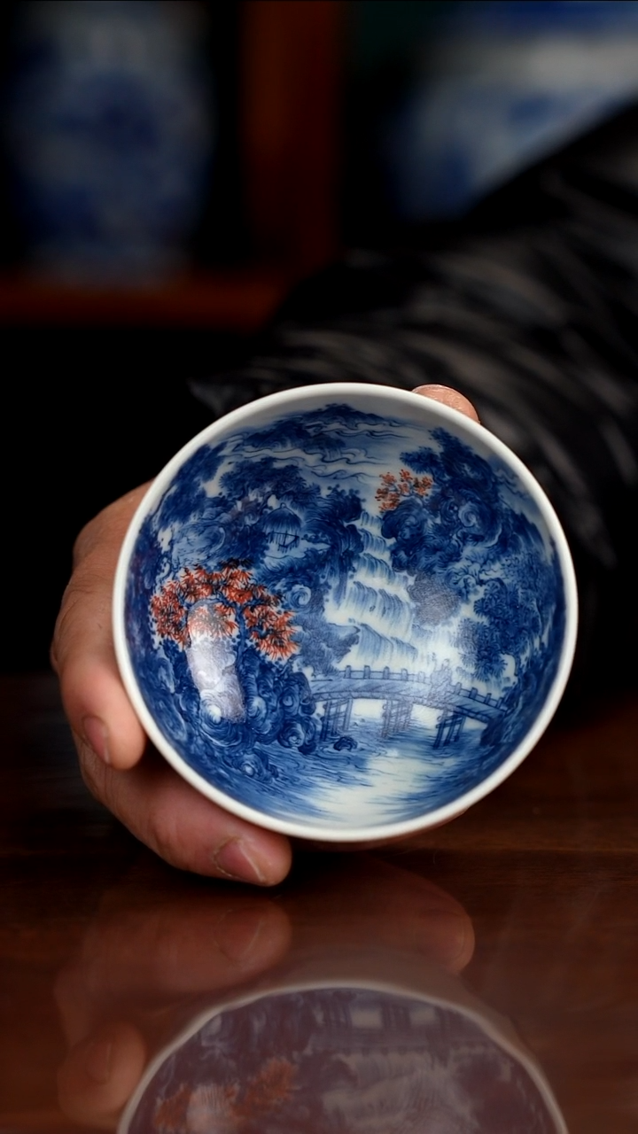 景琳藏青花北派山水秋林曳杖图