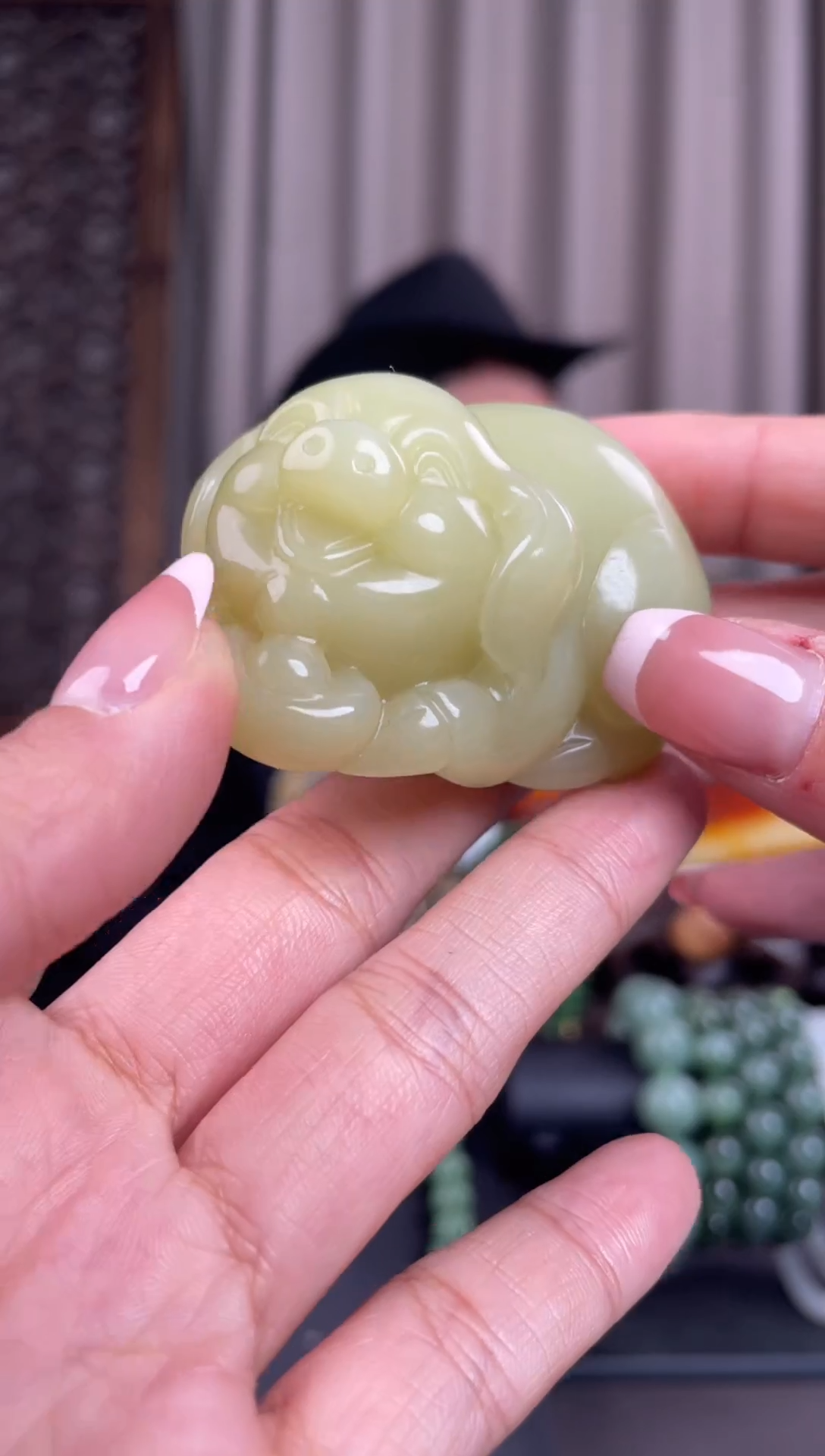 未镶嵌和田玉挂件哼哼来财