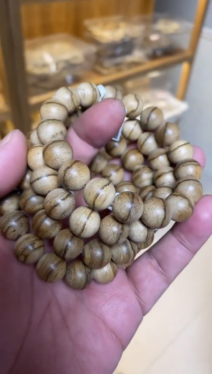 【闪购商品】沉香手串达拉干圆珠单圈1.3多样性发其一