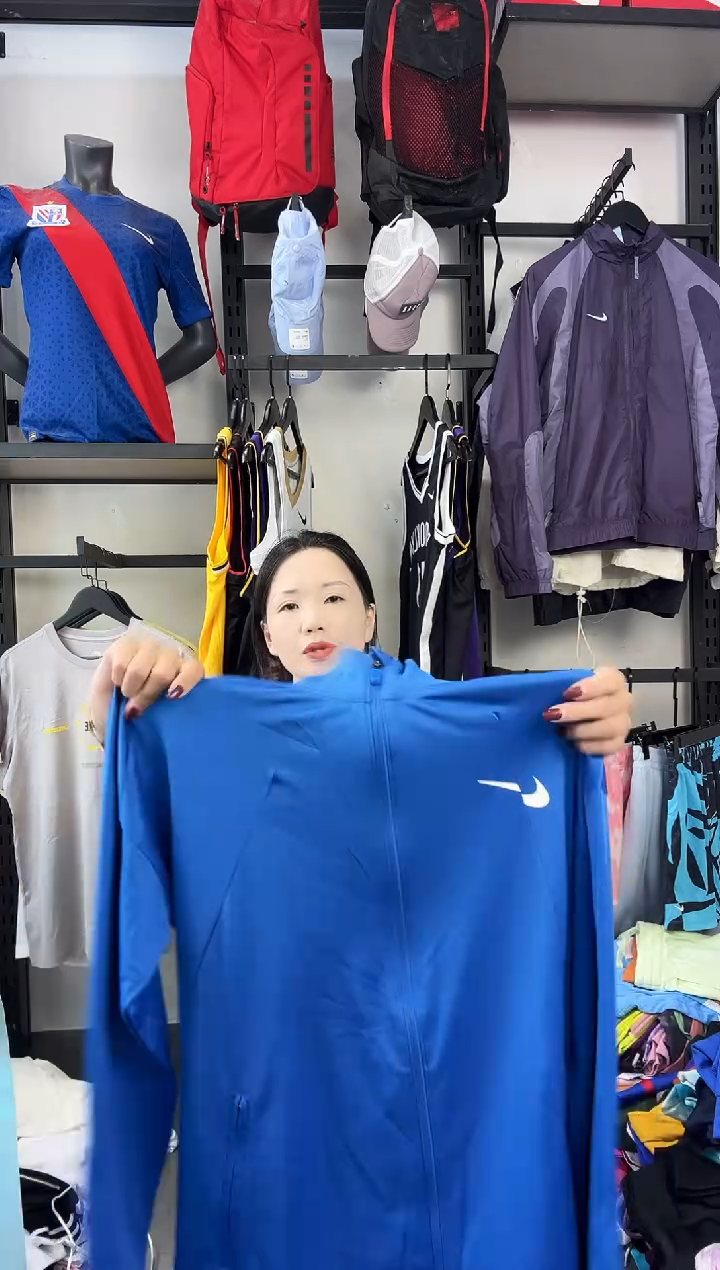 268  ·编码 瑕疵款以直播间过款为准 尺码·175 L