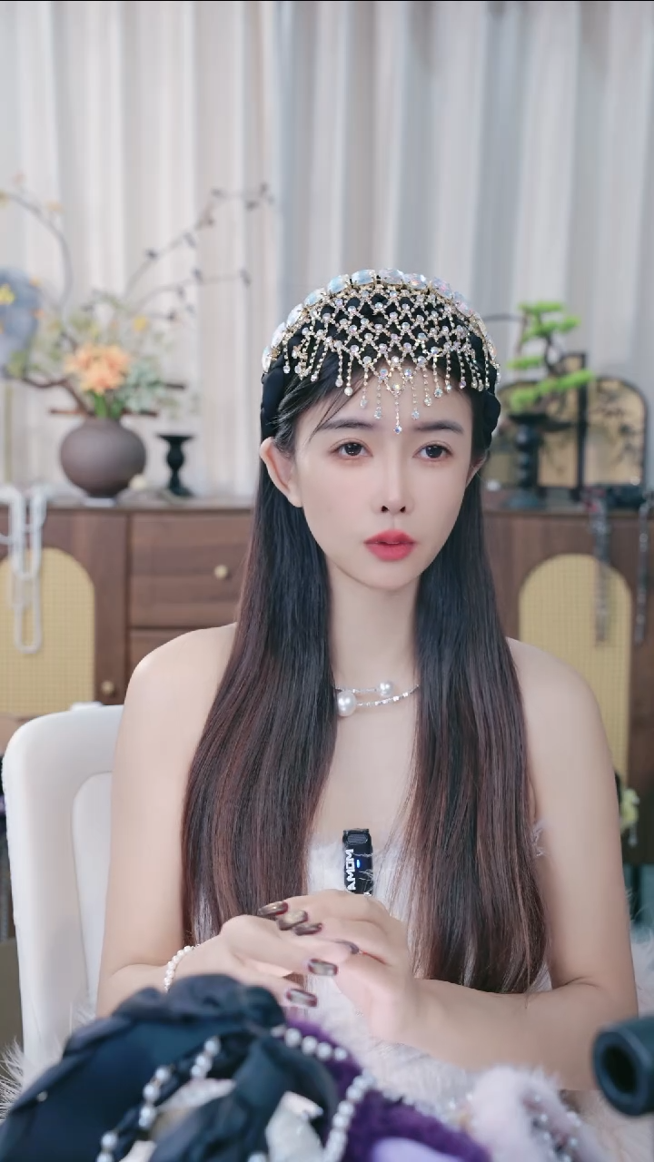 合金布艺一帘幽梦香槟色