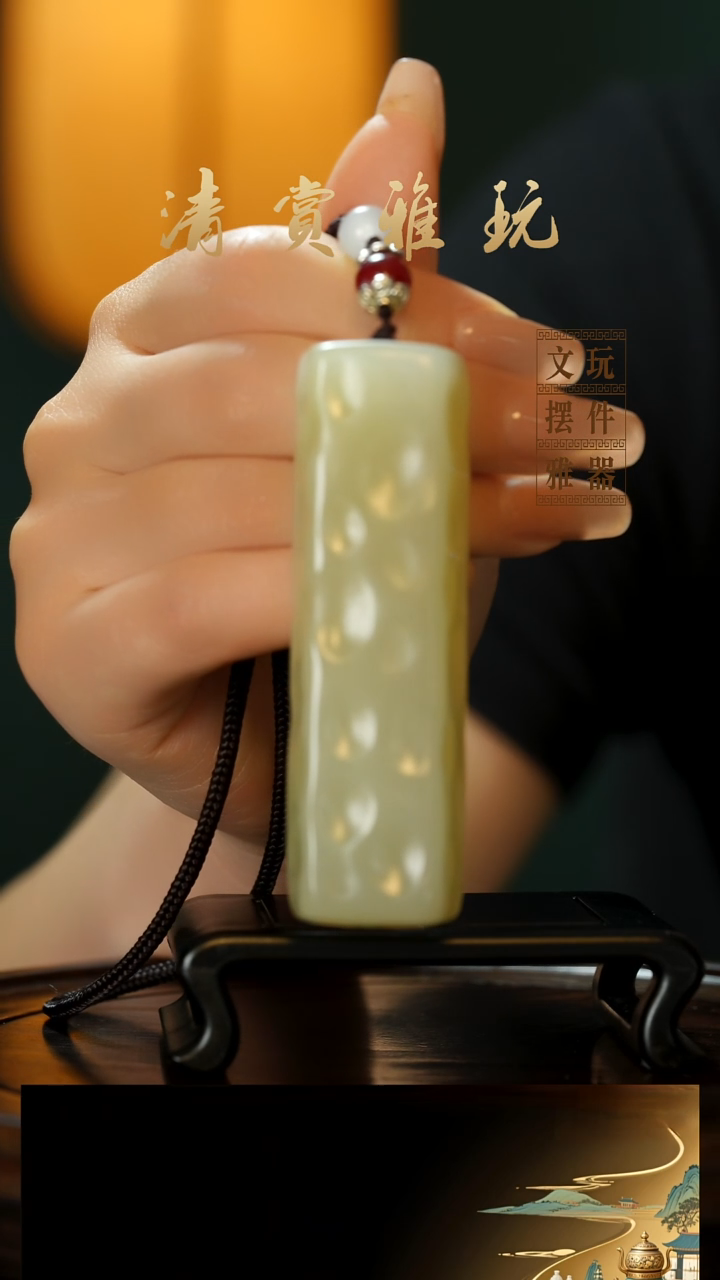 玉《小奶酪》手把件摆件