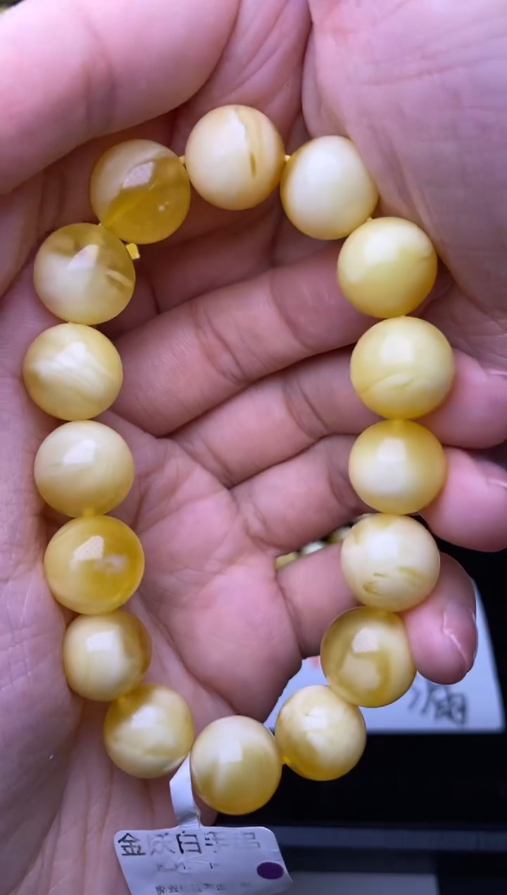 裸石琥珀未镶嵌大小姐珠宝62
