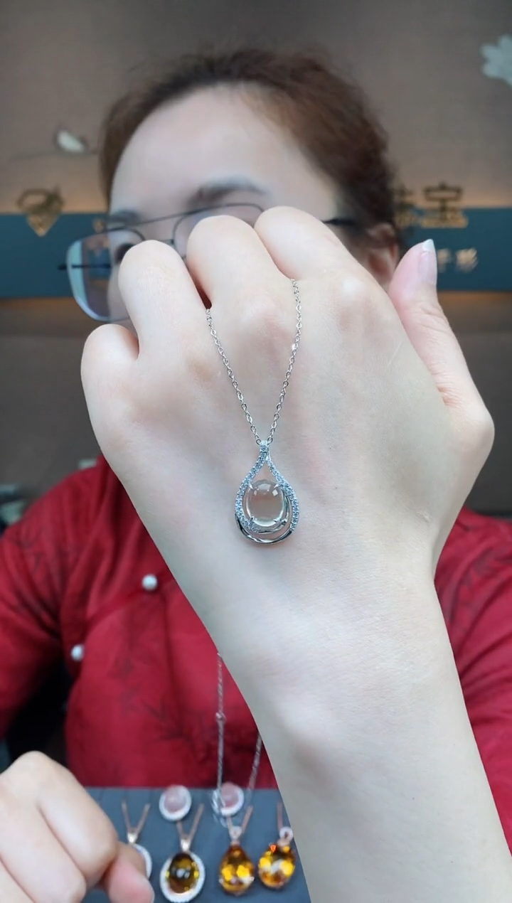 【闪购商品】绿水晶吊坠银S925镶嵌绿水晶吊坠