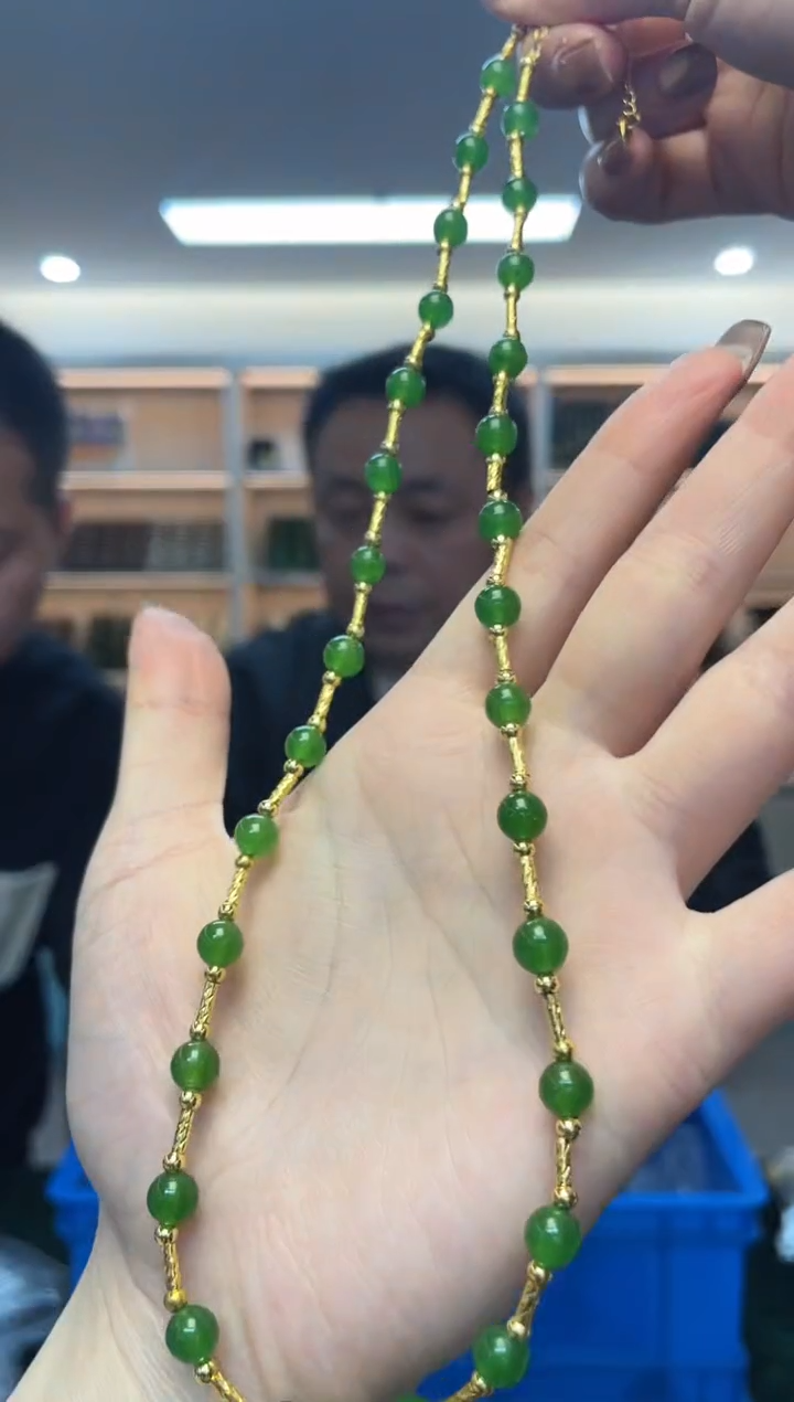 颈饰未镶嵌和田玉（多样性发一件）