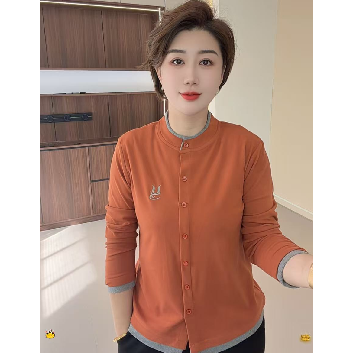 【加绒加厚】冬季时尚简约百搭刺绣圆领拼色长袖中老年打底衫