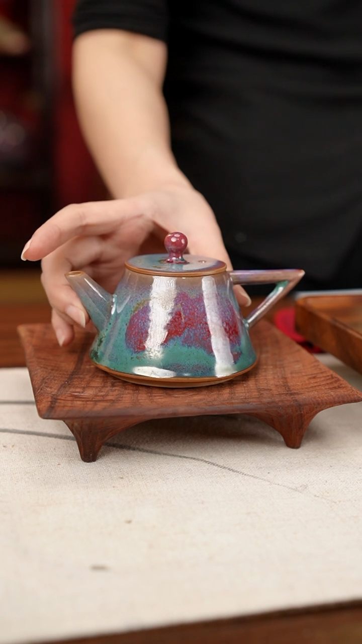 【闪购商品】摆件小师妹-钧瓷-信任