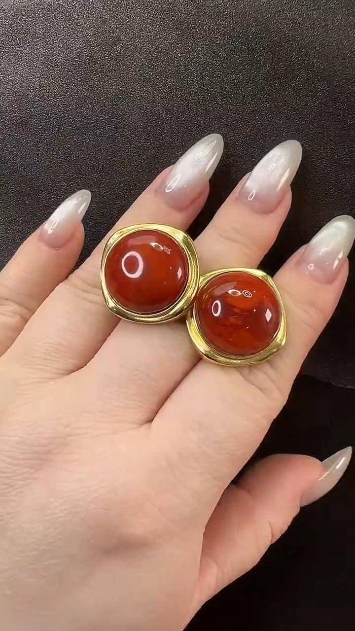 颈饰未镶嵌南红玛瑙耳环