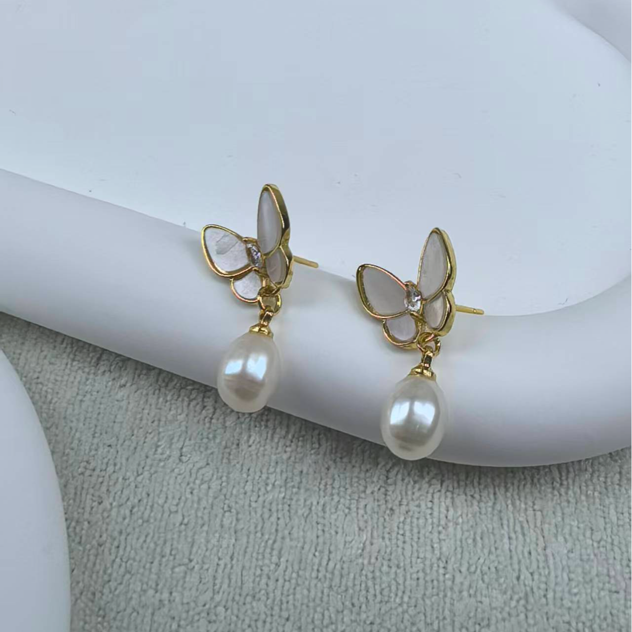 蝴蝶耳钉女气质优雅高级感百搭耳饰