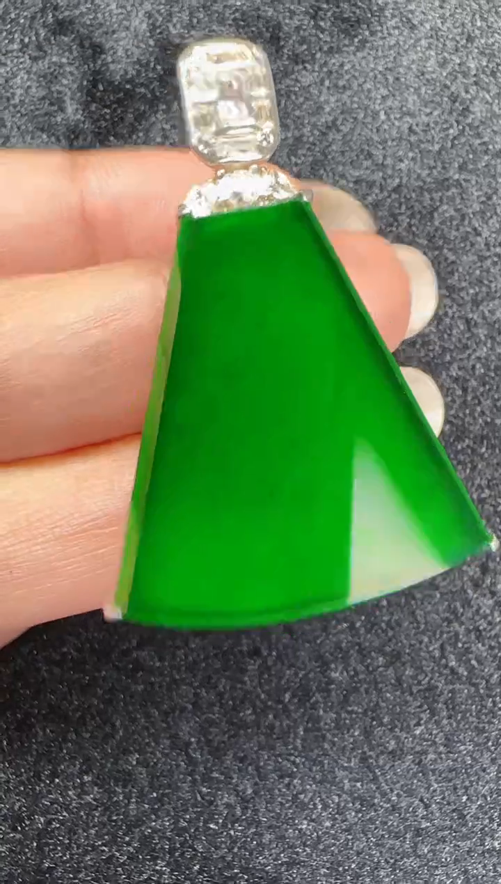 未镶嵌定制翡翠翡翠吊坠286