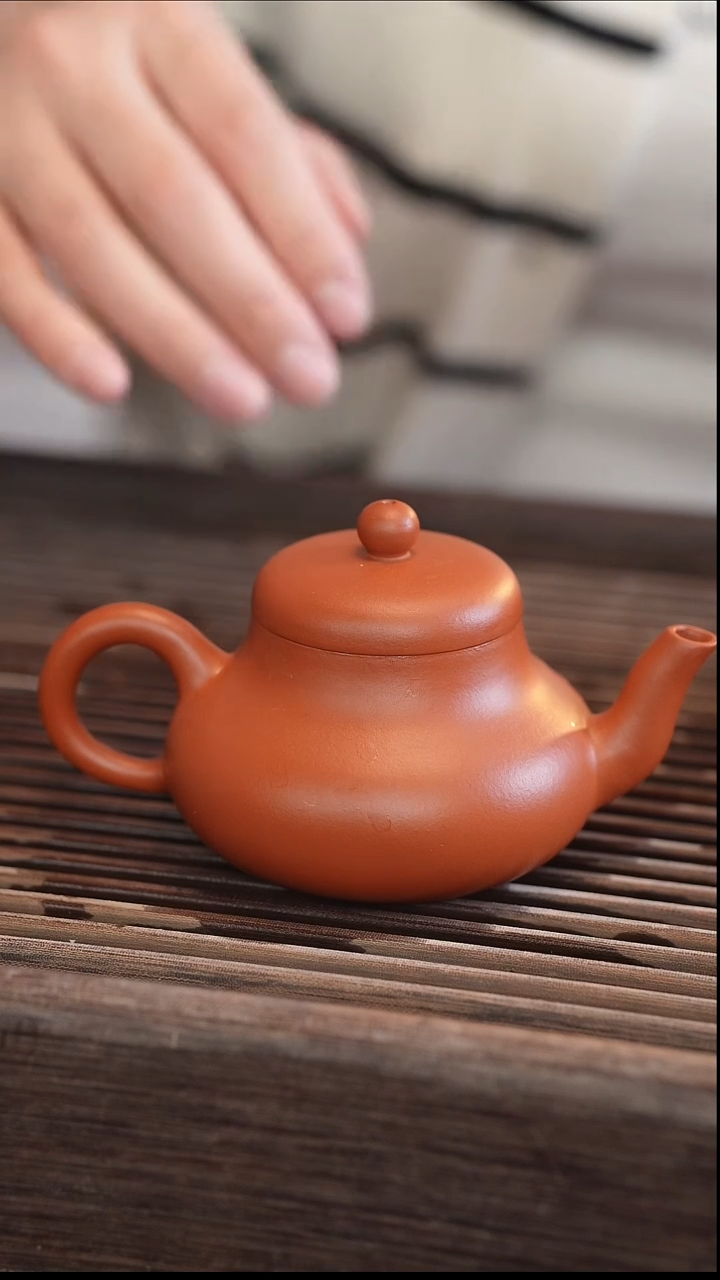 茶壶紫砂君德 朱泥 半手工 130cc 【宽口 】