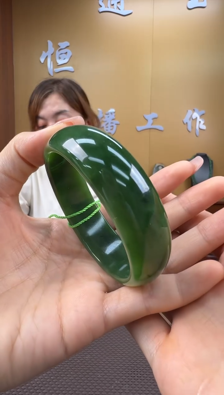 颈饰未镶嵌和田玉手镯58